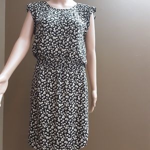 H & M #190 Women's Dress Short Sleeve Size 6 Preowned Good Condition